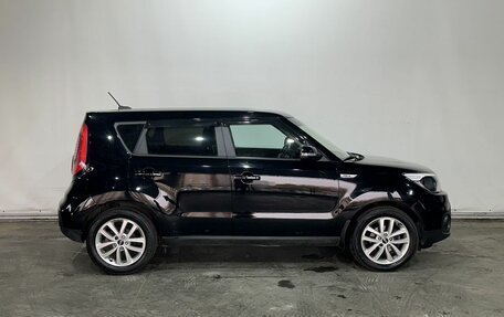 KIA Soul II рестайлинг, 2019 год, 1 635 000 рублей, 8 фотография