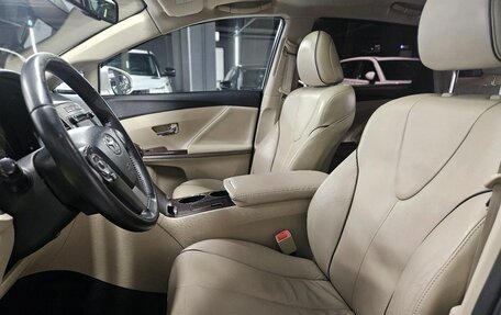 Toyota Venza I, 2013 год, 1 950 000 рублей, 10 фотография