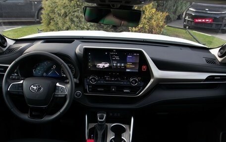 Toyota Highlander, 2025 год, 5 088 000 рублей, 12 фотография