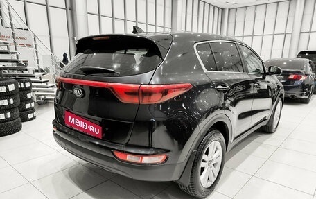 KIA Sportage IV рестайлинг, 2018 год, 2 299 000 рублей, 9 фотография
