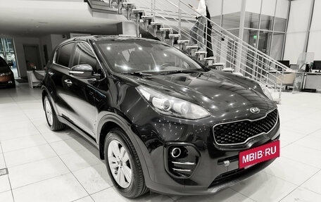 KIA Sportage IV рестайлинг, 2018 год, 2 299 000 рублей, 7 фотография