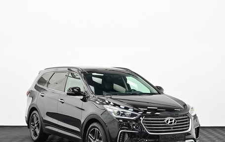Hyundai Santa Fe III рестайлинг, 2018 год, 1 975 000 рублей, 1 фотография