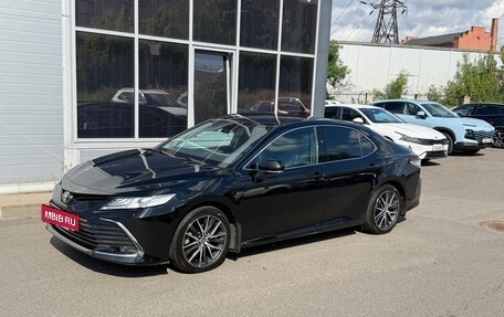 Toyota Camry, 2021 год, 3 300 000 рублей, 14 фотография