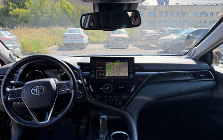 Toyota Camry, 2021 год, 3 300 000 рублей, 19 фотография