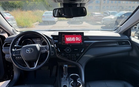 Toyota Camry, 2021 год, 3 300 000 рублей, 22 фотография