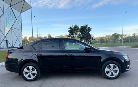 Skoda Octavia, 2017 год, 1 890 000 рублей, 11 фотография