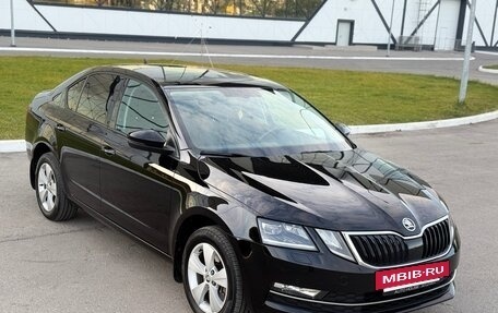 Skoda Octavia, 2017 год, 1 890 000 рублей, 8 фотография