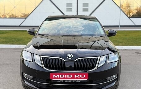 Skoda Octavia, 2017 год, 1 890 000 рублей, 5 фотография