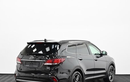 Hyundai Santa Fe III рестайлинг, 2018 год, 1 975 000 рублей, 2 фотография