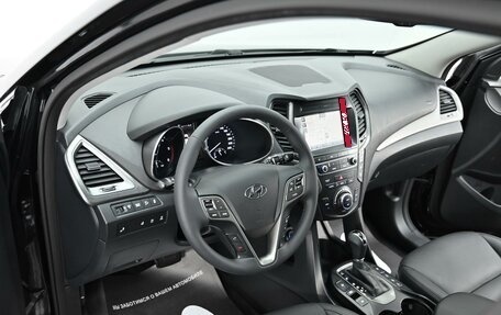 Hyundai Santa Fe III рестайлинг, 2018 год, 1 975 000 рублей, 5 фотография
