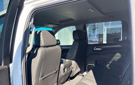 Chevrolet Silverado, 2025 год, 4 375 000 рублей, 22 фотография