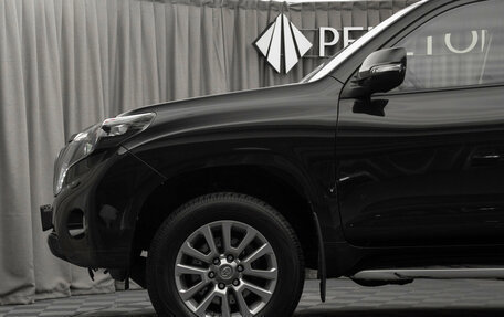 Toyota Land Cruiser Prado 150 рестайлинг 2, 2016 год, 3 150 000 рублей, 22 фотография
