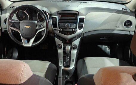 Chevrolet Cruze II, 2012 год, 730 000 рублей, 9 фотография