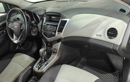 Chevrolet Cruze II, 2012 год, 730 000 рублей, 10 фотография