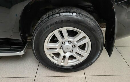 Toyota Land Cruiser Prado 150 рестайлинг 2, 2013 год, 2 499 000 рублей, 24 фотография