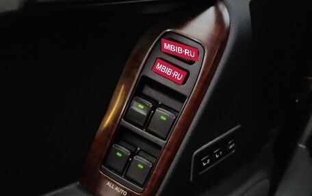 Toyota Land Cruiser Prado 150 рестайлинг 2, 2013 год, 2 499 000 рублей, 23 фотография