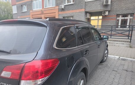 Subaru Outback IV рестайлинг, 2011 год, 1 100 000 рублей, 2 фотография