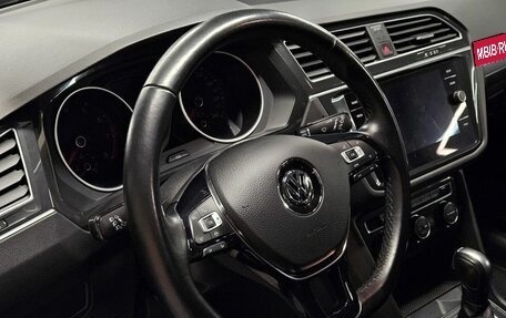 Volkswagen Tiguan II, 2020 год, 2 330 000 рублей, 11 фотография
