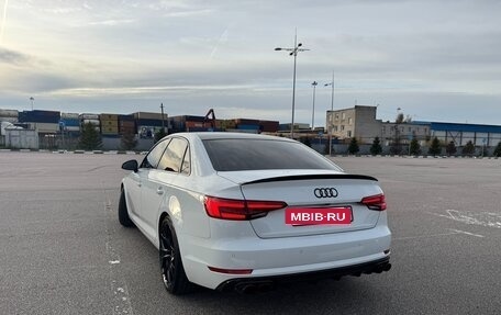 Audi A4, 2016 год, 2 450 000 рублей, 7 фотография