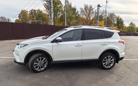 Toyota RAV4, 2018 год, 2 500 000 рублей, 3 фотография
