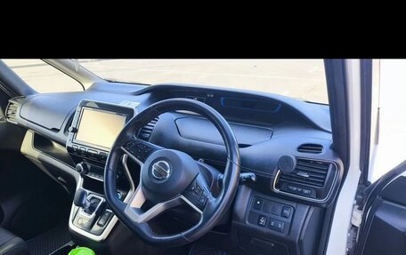 Nissan Serena IV, 2019 год, 1 600 000 рублей, 12 фотография