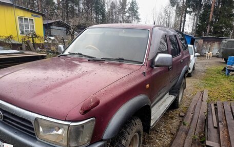 Toyota Hilux Surf III рестайлинг, 1993 год, 555 000 рублей, 3 фотография