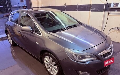 Opel Astra J, 2011 год, 556 000 рублей, 4 фотография