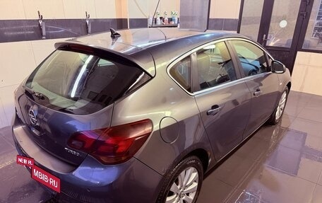 Opel Astra J, 2011 год, 556 000 рублей, 5 фотография