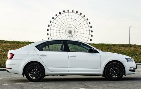 Skoda Octavia, 2017 год, 1 850 000 рублей, 8 фотография
