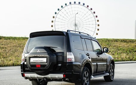 Mitsubishi Pajero IV, 2014 год, 2 400 000 рублей, 2 фотография