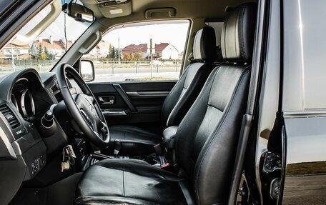 Mitsubishi Pajero IV, 2014 год, 2 400 000 рублей, 11 фотография