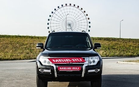 Mitsubishi Pajero IV, 2014 год, 2 400 000 рублей, 3 фотография