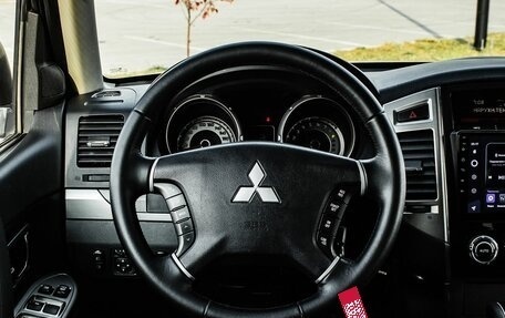 Mitsubishi Pajero IV, 2014 год, 2 400 000 рублей, 13 фотография