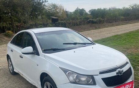 Chevrolet Cruze II, 2011 год, 500 000 рублей, 2 фотография
