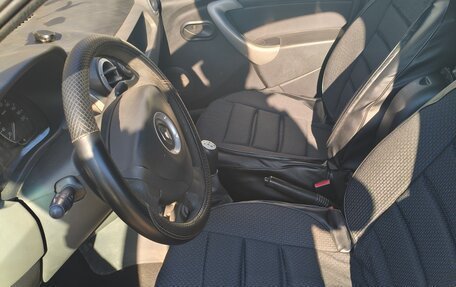 Renault Logan I, 2010 год, 180 000 рублей, 4 фотография