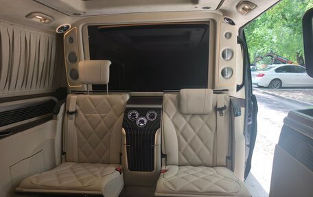 Mercedes-Benz V-Класс, 2021 год, 7 900 000 рублей, 8 фотография