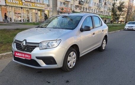 Renault Logan II, 2019 год, 850 000 рублей, 1 фотография