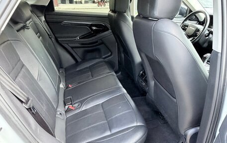 Land Rover Range Rover Evoque II, 2021 год, 2 900 000 рублей, 10 фотография