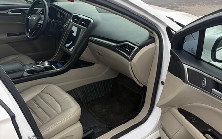 Ford Fusion (North America) II, 2016 год, 1 500 000 рублей, 18 фотография