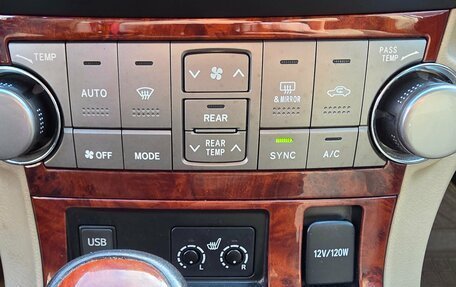 Toyota Highlander III, 2011 год, 1 799 000 рублей, 15 фотография