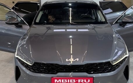 KIA K5, 2023 год, 3 570 000 рублей, 26 фотография