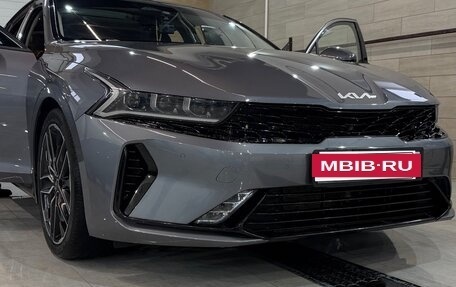 KIA K5, 2023 год, 3 570 000 рублей, 30 фотография