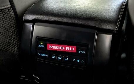 Toyota Land Cruiser Prado 150 рестайлинг, 2019 год, 4 200 000 рублей, 29 фотография