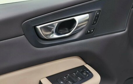 Volvo XC60 II, 2025 год, 6 390 000 рублей, 8 фотография
