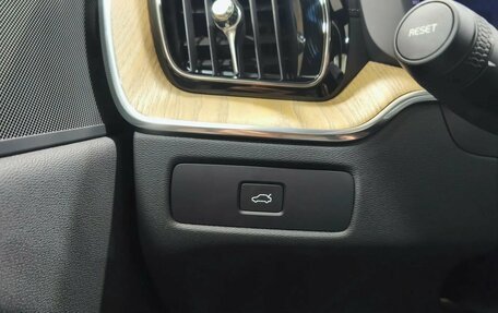 Volvo XC60 II, 2025 год, 6 390 000 рублей, 12 фотография