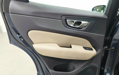 Volvo XC60 II, 2025 год, 6 390 000 рублей, 30 фотография