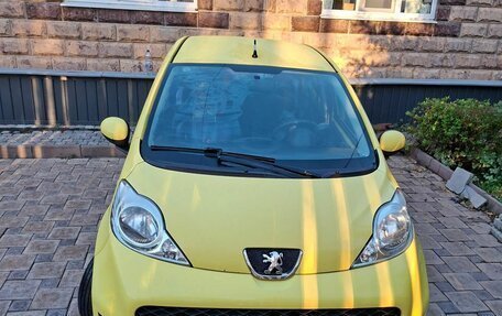 Peugeot 107 I рестайлинг, 2010 год, 380 000 рублей, 17 фотография