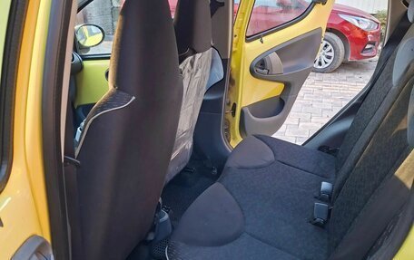 Peugeot 107 I рестайлинг, 2010 год, 380 000 рублей, 21 фотография