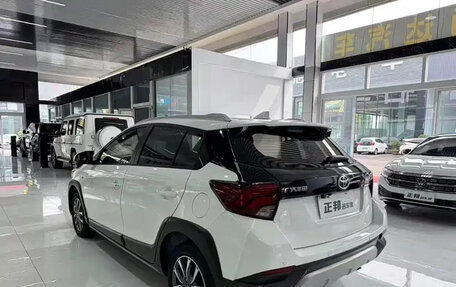 Toyota Yaris XP150 рестайлинг, 2022 год, 925 000 рублей, 5 фотография