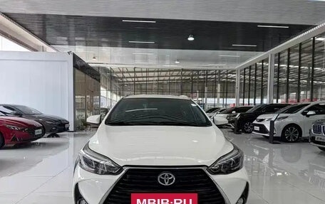 Toyota Yaris XP150 рестайлинг, 2022 год, 925 000 рублей, 2 фотография